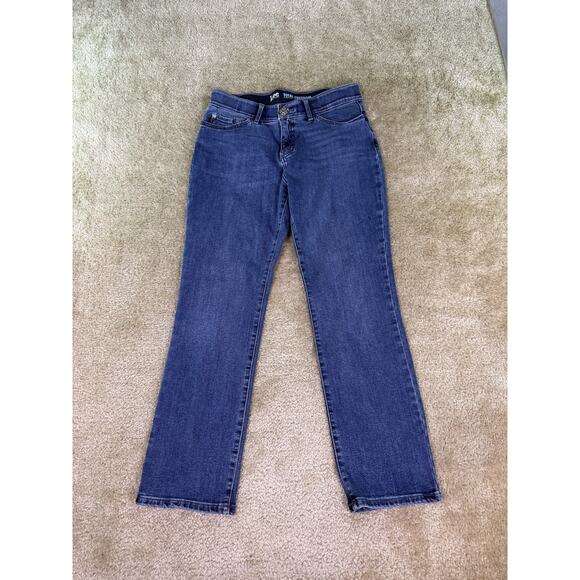 Lee Total Freedom Straight Leg Women's size 8 Short Medium Blue Denim jeans E289 - Picture 1 of 14